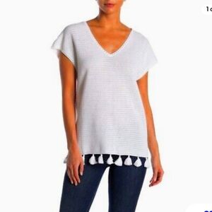 276. Tommy Bahama Pompom Tassel Hem knit  Top TW419117 Women's PTP 18”